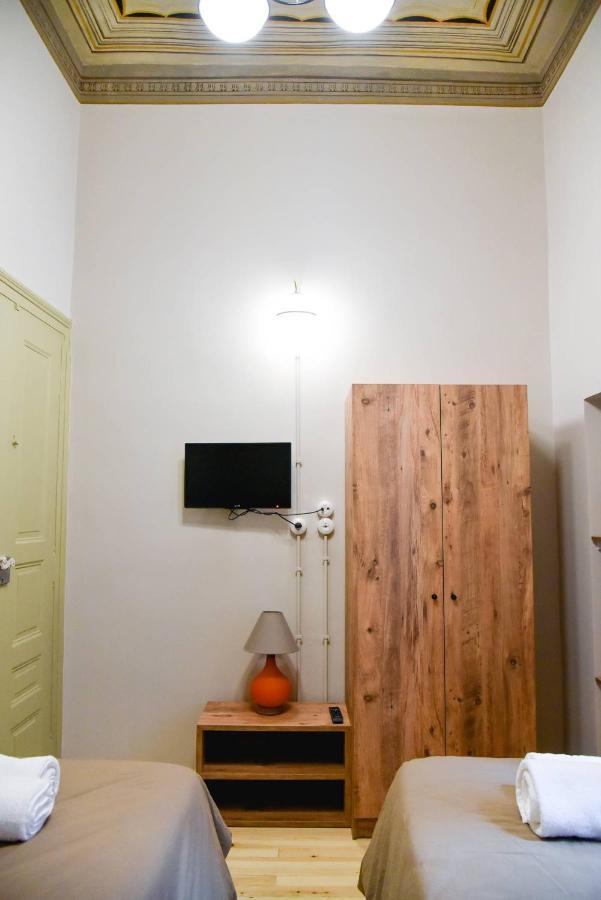Erst Guest House Athen Exterior foto