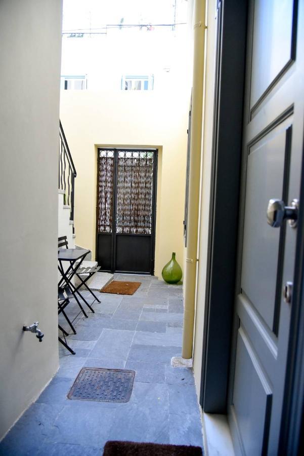 Erst Guest House Athen Exterior foto